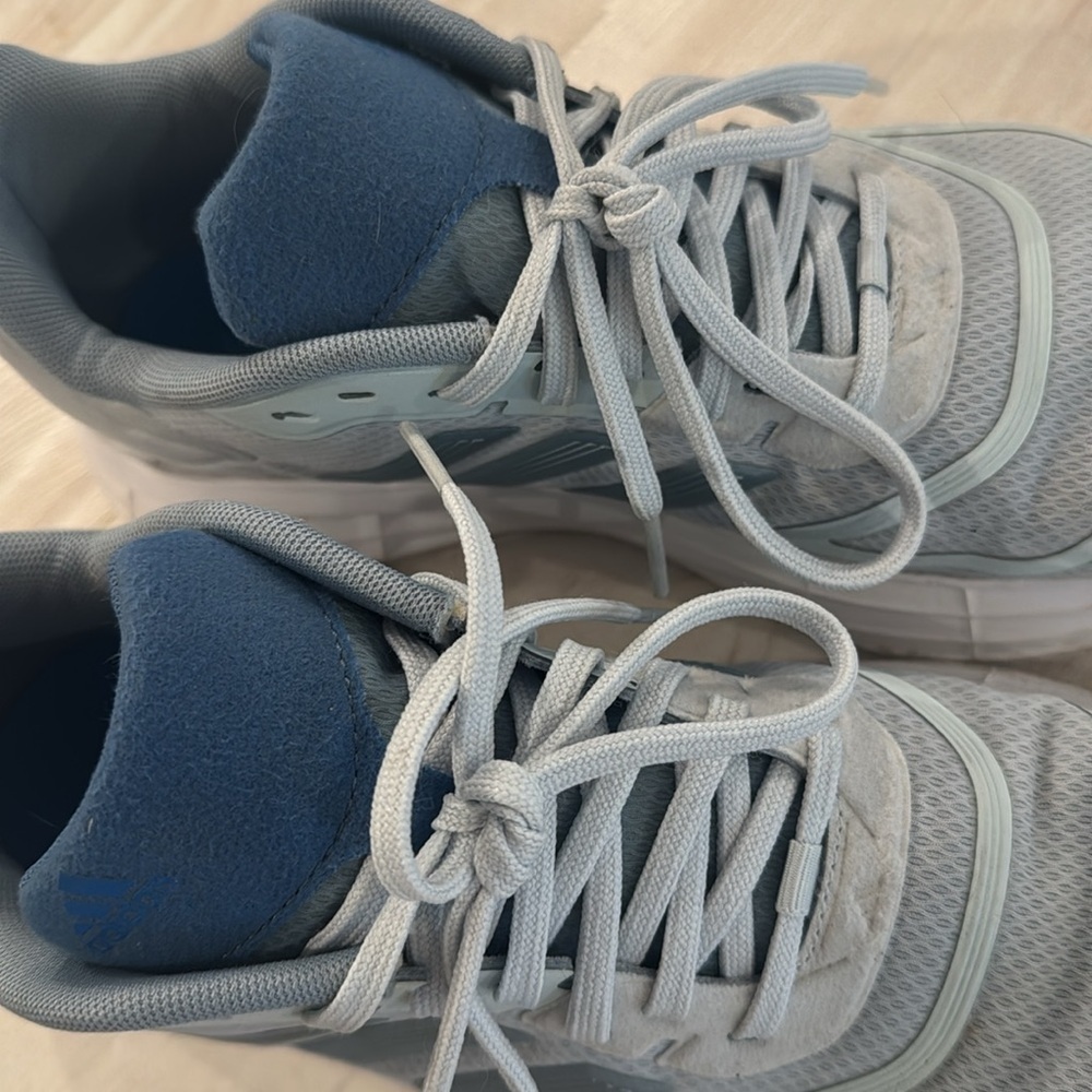Adidas - Picture 4 of 10